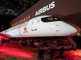 Le premier A220 d'Air Canada - le biréacteur Airbus que Bombardier a développé sous le nom de C Series avant d'abandonner le contrôle du programme.
