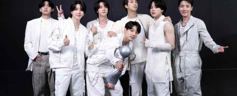 BTS remporte le prix mondial de l'artiste d'enregistrement de l'année décerné par l'IFPI