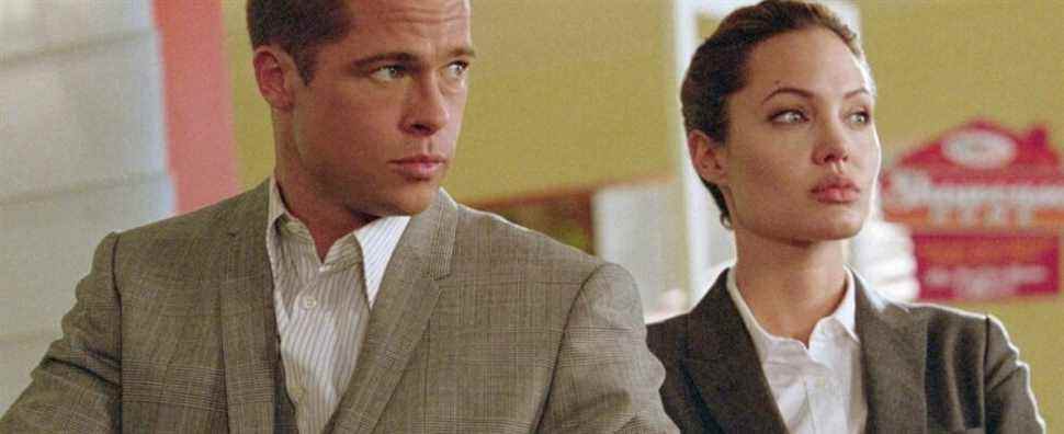 Brad Pitt poursuit maintenant Angelina Jolie alors qu'un long divorce s'éternise