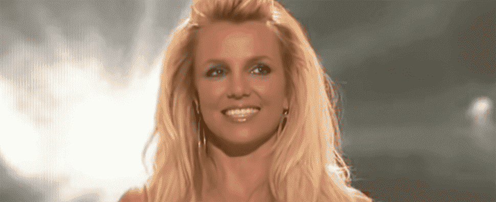 Britney Spears avait un doux message pour Sam Asghari le jour de la Saint-Valentin, mais elle a également partagé un message pour les Haters