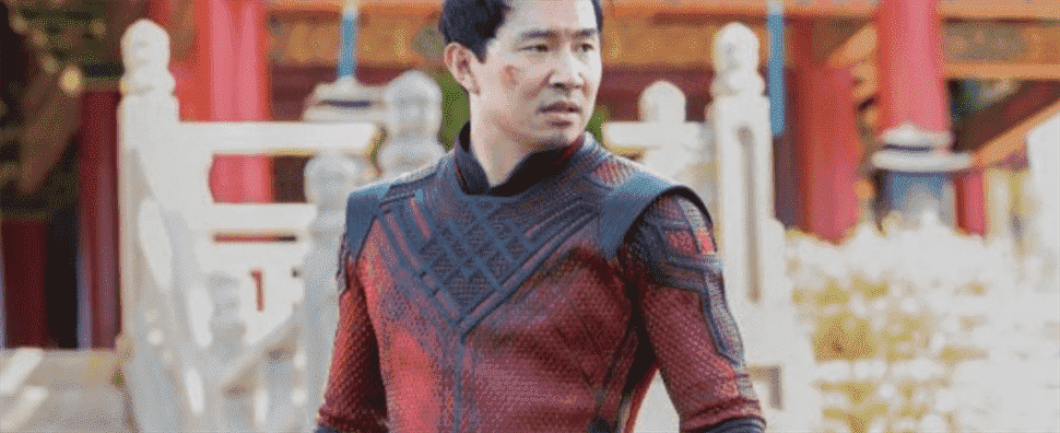 L'accessoire de Shang-Chi Simu Liu voulait tellement que Marvel ait été surveillé par la sécurité
