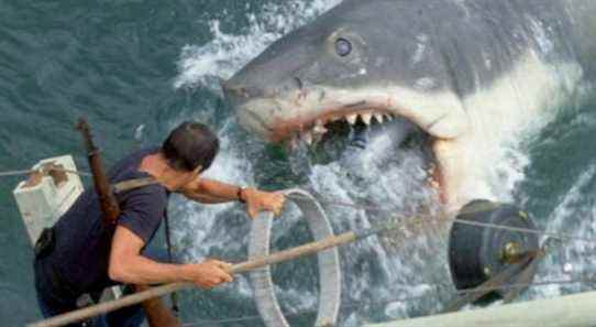 Steven Spielberg a eu une drôle de réaction la première fois qu'il a entendu le thème de Jaws