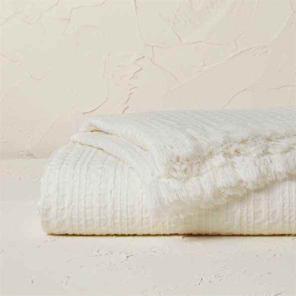Target Opalhouse Couvre-lit gaufré surdimensionné (Blanc)