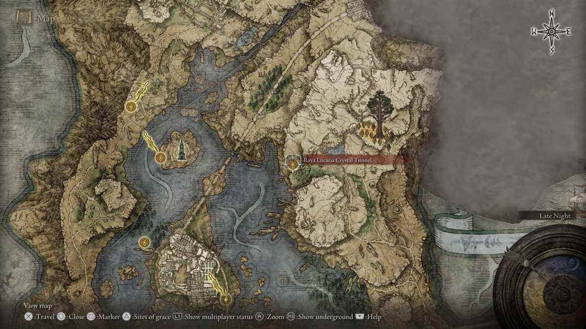 Carte d'Elden Ring montrant l'emplacement du tunnel de cristal de Raya Lucaria, où vous pouvez obtenir des pierres de forge