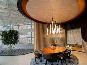 Un espace de réunion dans les bureaux de la Deutsche Bank à New York.