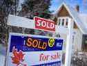 Quelque 64 % des Canadiens s'attendent à ce que la valeur des biens immobiliers dans leur quartier augmente au cours des six prochains mois.