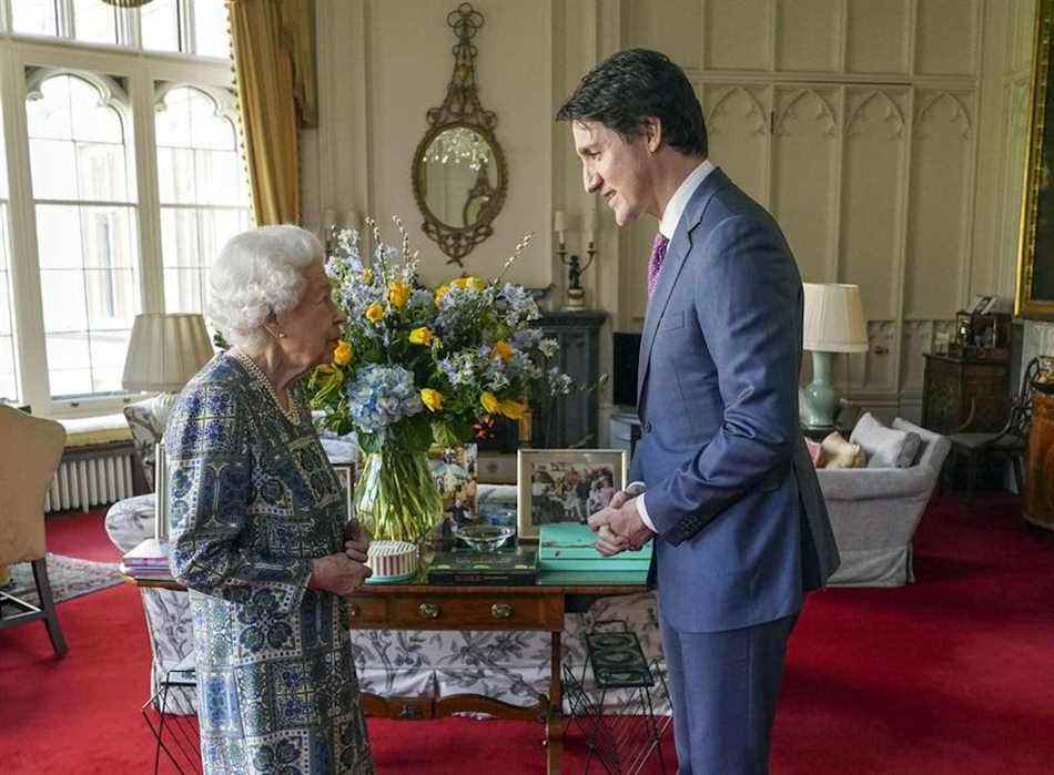 La Reine reçoit le Premier ministre canadien Justin Trudeau lors d'une audience au château de Windsor (Steve Parsons/PA) (PA Wire)