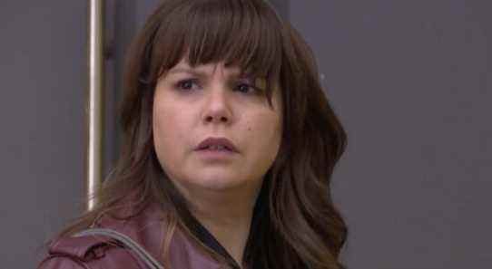 La star de Hollyoaks, Jessica Fox, aborde les intrigues d'Olivia contre Nancy