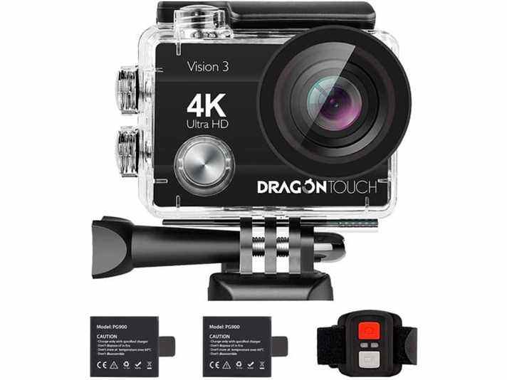 Caméra d'action Dragon Touch 4K avec accessoires.