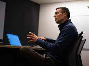 Jared Spataro, vice-président d'entreprise pour Modern Work chez Microsoft Corp., prend la parole lors d'une interview au Microsoft Campus à Redmond, Washington.