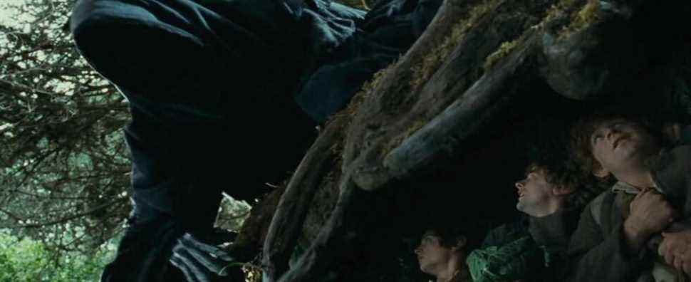 A Ringwraith looking for Frodo, Sam, Merry, and Pippin in The Lord of the Rings: The Fellowship of the Ring