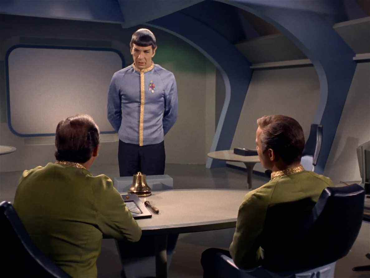 Spock exposant son cas dans 
