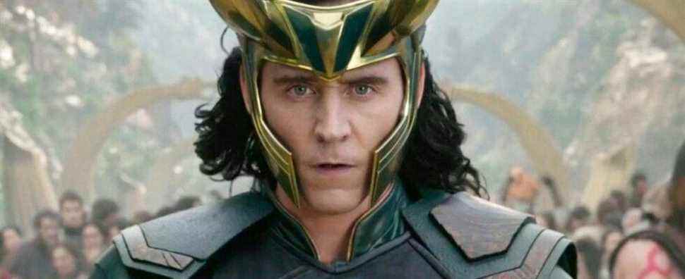 Tom Hiddleson Confirmed for Loki Series, Scarlet Witch Show Titled WandaVision