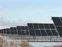 Panneaux solaires près du site d'enfouissement de Shepard dans le sud-est de Calgary.