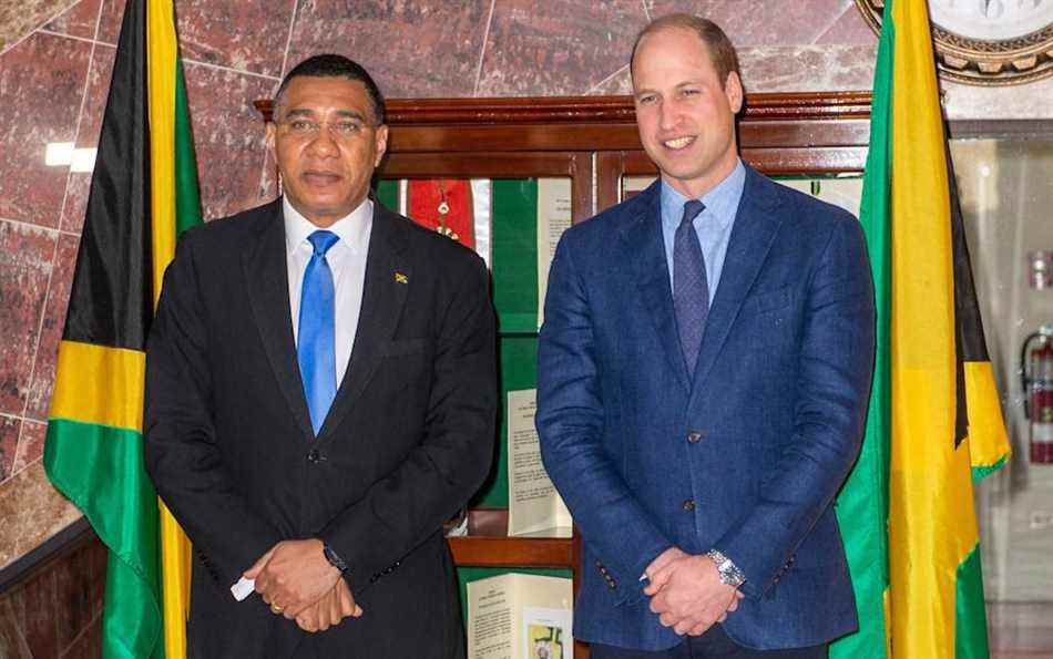 Andrew Holness, à gauche, a déclaré au duc de Cambridge que son pays était prêt à rompre les liens avec la famille royale - Jane Barlow/PA Wire