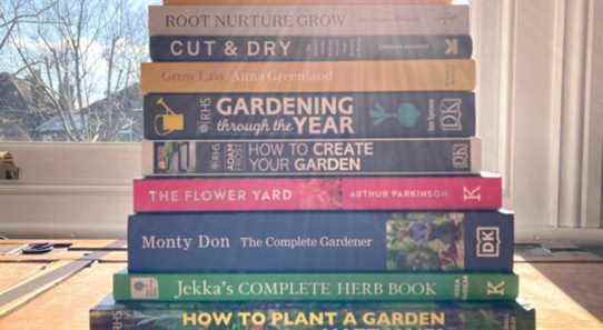 Je jardine depuis 25 ans.  Ce sont les livres que je dis à chaque débutant d'acheter