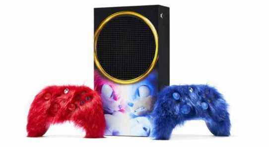 furry Sonic Xbox controllers