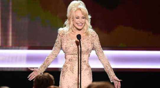 Dolly Parton Pickle du Rock and Roll Hall of Fame : devrait-elle quand même être intronisée, même si elle ne le veut pas ?  Les plus populaires doivent être lus Inscrivez-vous aux bulletins d'information sur les variétés Plus de nos marques