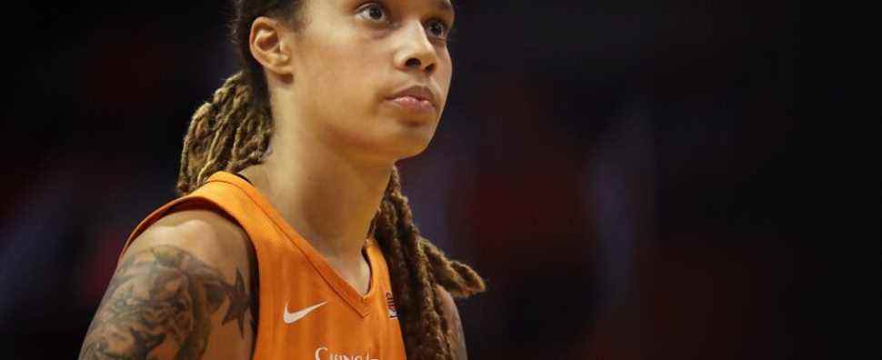 La star de la WNBA Brittney Griner reste détenue par la police russe