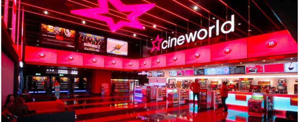 Les revenus de Cineworld atteignent 1,8 milliard de dollars dans COVID-Hit 2021, les pertes diminuent