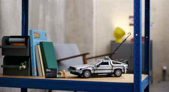 Link Tank : LEGO dévoile plus de 1 800 pièces Retour vers le futur DeLorean Time Machine