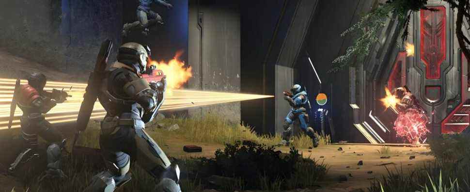 Halo-5-Warzone-Multiplayer-Gameplay