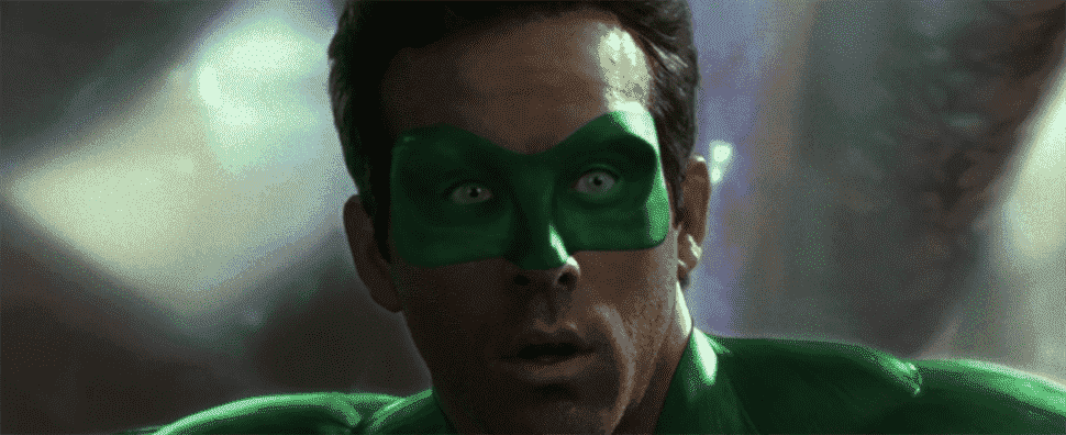 Ryan Reynolds a eu une réponse élégante à cette image virale de la lanterne verte de la Justice League de Zack Snyder