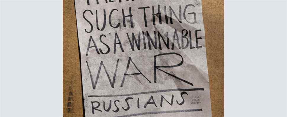 Sting publie une nouvelle version de « Russes » au profit de l'aide humanitaire en Ukraine