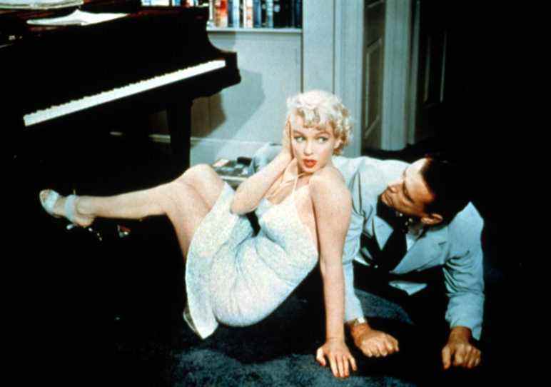 LA DÉMANGEAISON DE SEPT ANS, Marilyn Monroe, Tom Ewell, 1955, TM & Copyright (c) 20th Century Fox Film Corp. Tous droits réservés.