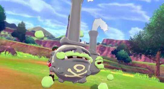 Galarian Weezing in battle in Pokemon Sword and Shield