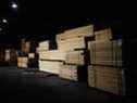 Conifex Timber Inc. a déclaré qu'elle ralentirait temporairement la production de sa scierie de Mackenzie, en Colombie-Britannique.