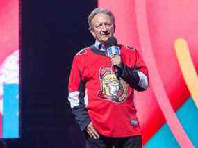 Eugene Melnyk a acheté l'équipe de hockey des Ottawa Citizens en 2003.