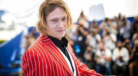 Caleb Landry Jones poses for photographers at the photo call for the film 'Nitram' at the 74th international film festival, Cannes, southern France, Saturday, July 17, 2021. (Photo by Vianney Le Caer/Invision/AP)
