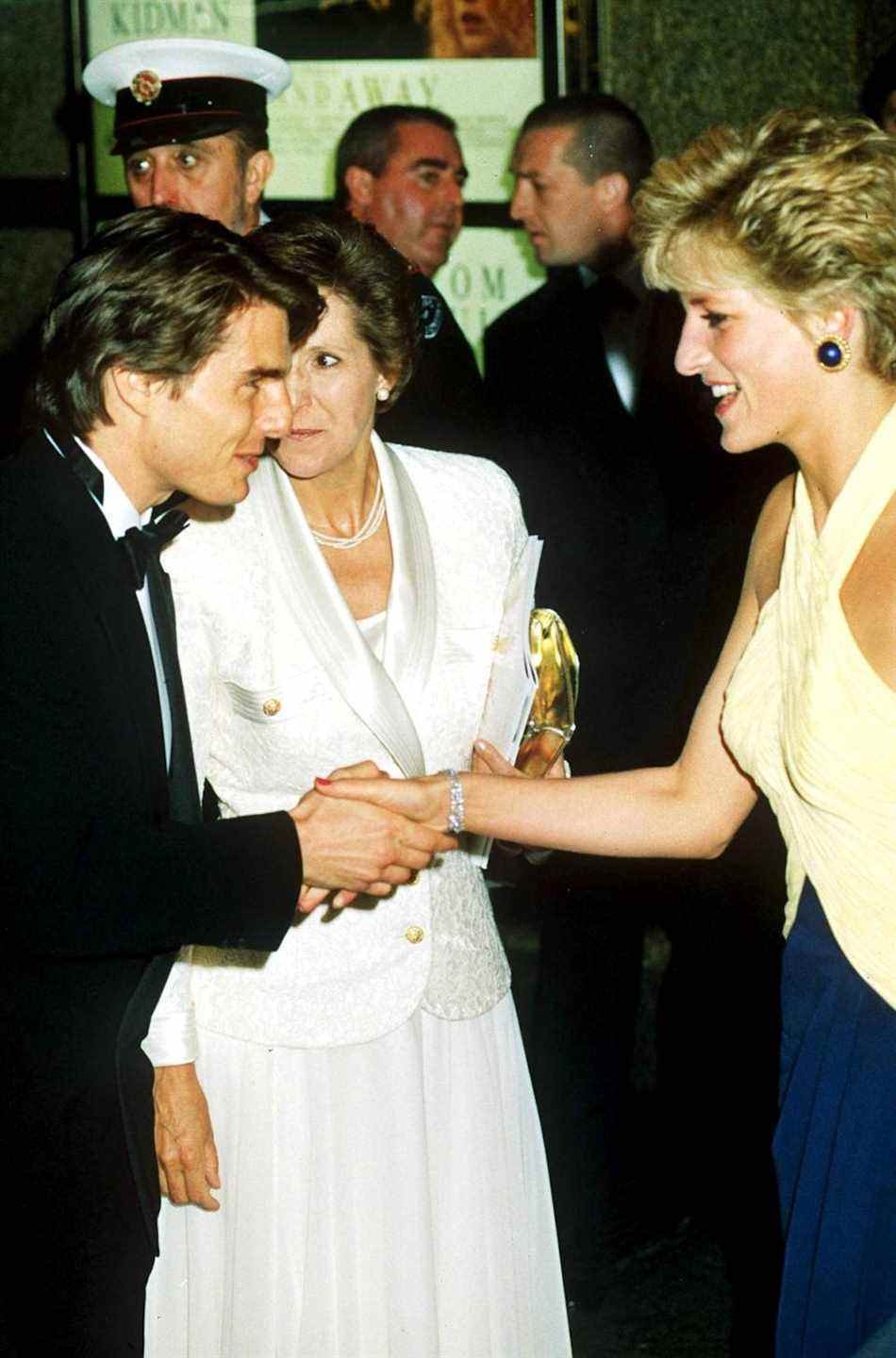 Tom Cruise avec la princesse Diana en 1992. (SWNS)