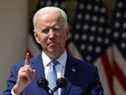 Le président américain Joe Biden s'exprime dans la roseraie de la Maison Blanche à Washington, le jeudi 8 avril 2021.
