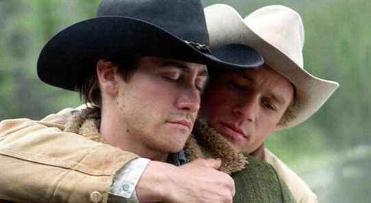 Ledger holds Gyllenhaal in Brokeback Mountain