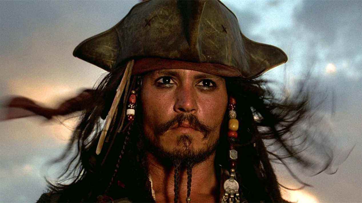 Johnny Depp dans le rôle du capitaine Jack Sparrow dans l'image de Pirates des Caraïbes