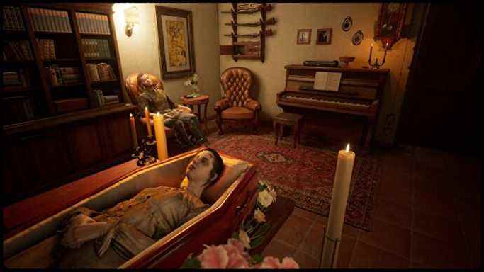 Une capture d'écran de Martha Is Dead montrant Martha allongée dans un cercueil ouvert dans le salon familial pour son sillage, le père des jumeaux dormant dans un char dans le coin