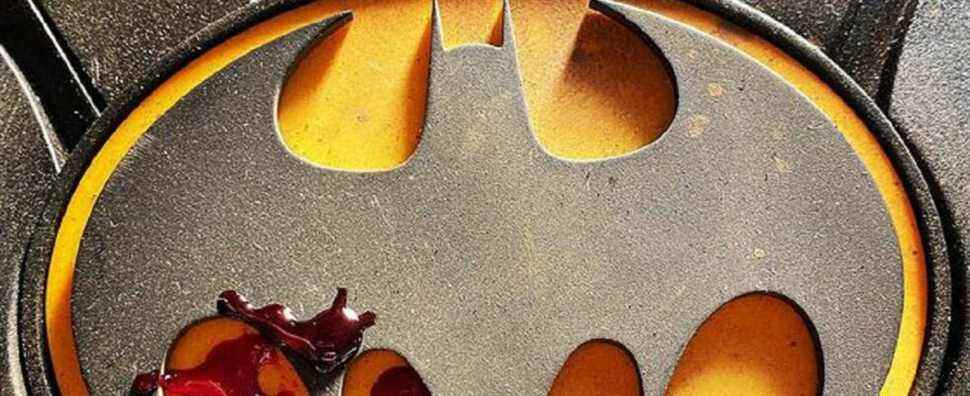 The-Flash-Bat-Symbol