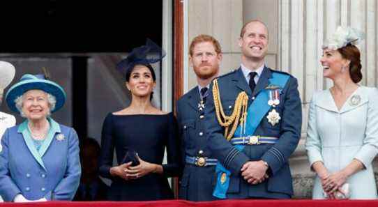 Meghan Markle et le prince Harry réunis avec la reine