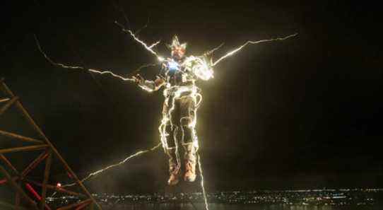 Electro a le pouvoir dans le nouveau Spider-Man : No Way Home Hot Toys Figure