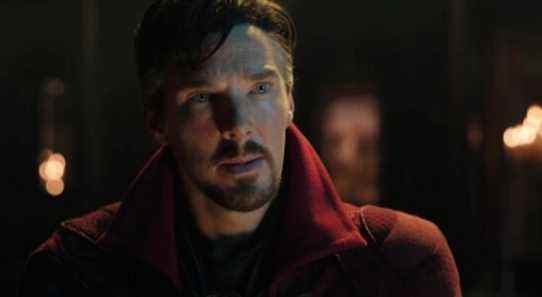 Benedict Cumberbatch de No Way Home défend le docteur Strange qui a jeté ce sort pour Peter Parker de Tom Holland