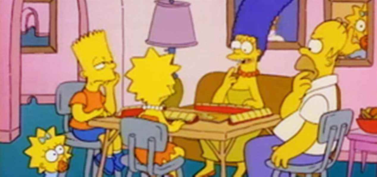 Casquette d'écran Simpsons de la famille jouant au scrabble
