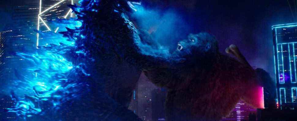 Godzilla contre.  Kong Star partage comment son rôle a radicalement changé dans le film MonsterVerse