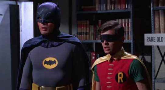 La vidéo virale de Batman remplace Robert Pattinson par Adam West