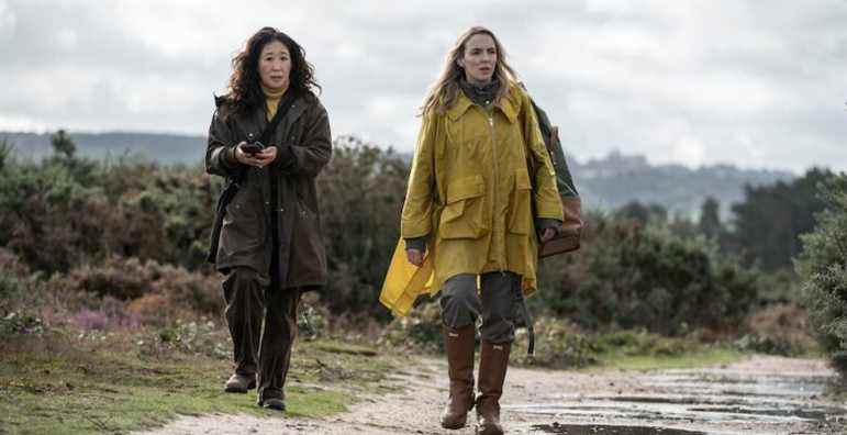 Sandra Oh as Eve Polastri, Jodie Comer as Villanelle - Killing Eve _ Season 4, Episode 8 - Anika Molnar/BBCA