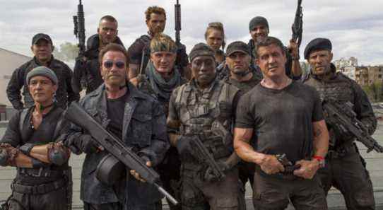 The Expendables 4 Footage Reaction: Stallone et le gang sont de retour pour plus d'explosions [CinemaCon 2022]