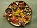 Le thali punjabi de Maunika Gowardhan illustre la régionalité de la cuisine indienne. 