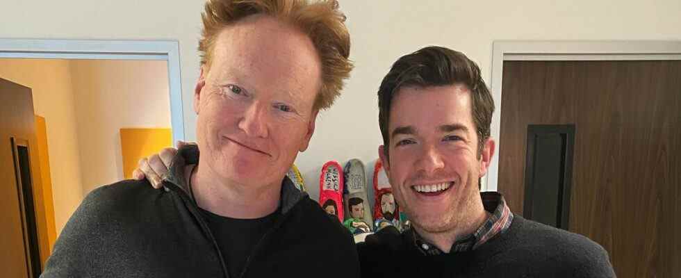 John Mulaney et Conan O'Brien ont une conversation SNL-Monologue