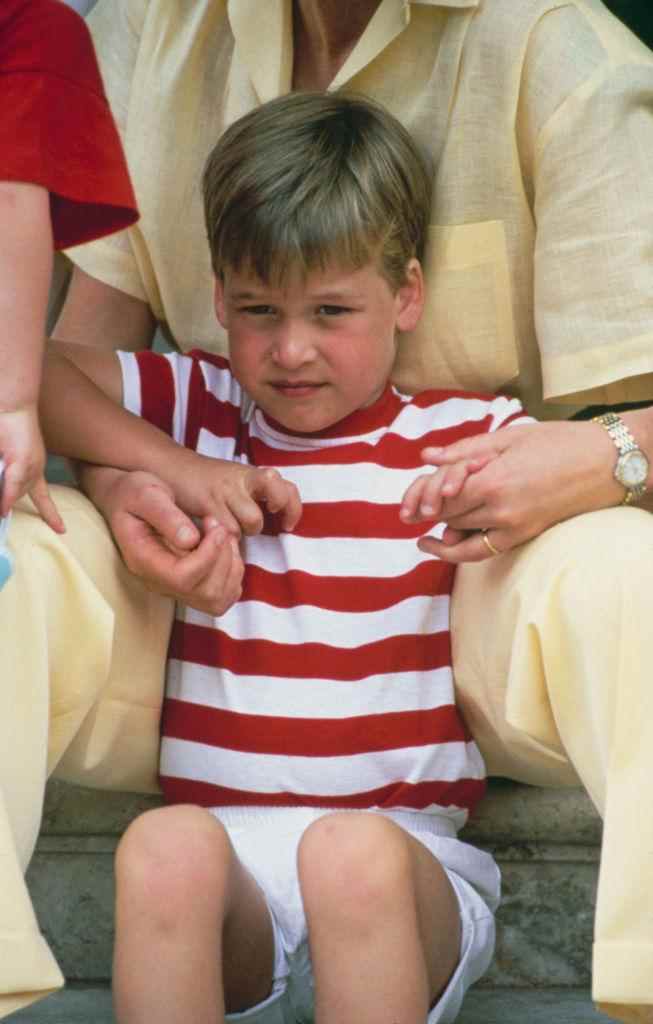 Le prince William photographié en 1987 ressemble à la princesse Charlotte.  (Photo de Tim Graham Photothèque via Getty Images) 